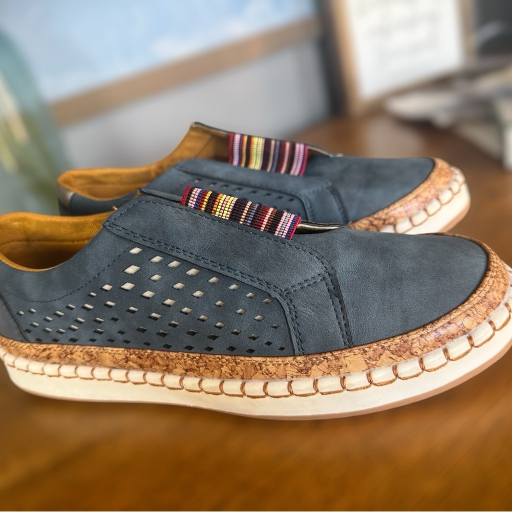 Blue Slip-On Sneakers with Cork Trim and Multicolor Elastic